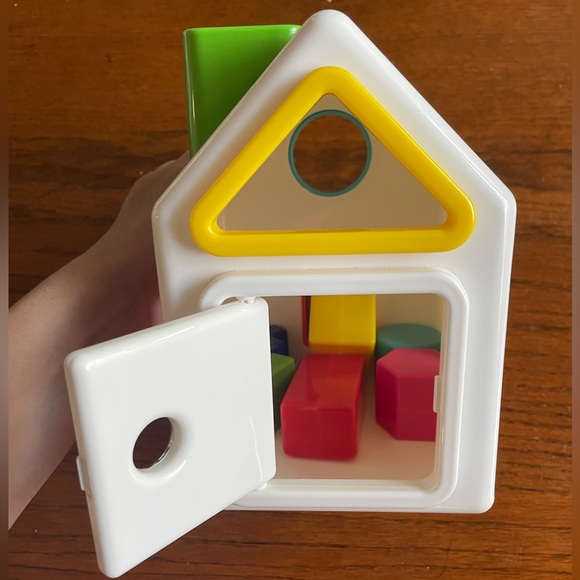 Kid O Sort-a-Shape House - Picture 10 of 12